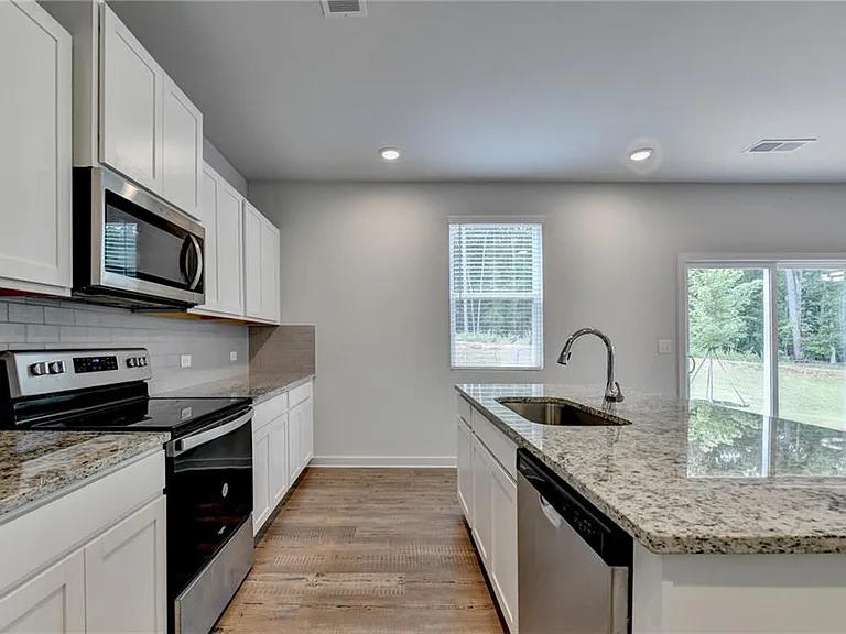 5165 Union Heights Way — Photo 15