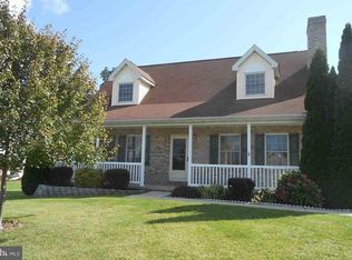 5 Trenton Ct, Littlestown, PA 17340