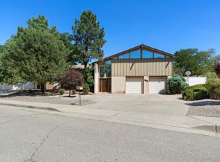 3326 Rhode Island St NE, Albuquerque, NM 87110