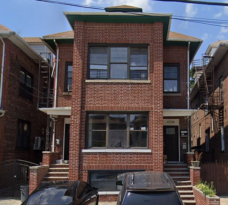 1st image of 455 Gregory Ave Floor 3