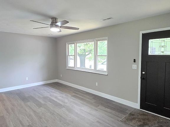 4th image of 7654 Rosewood Dr