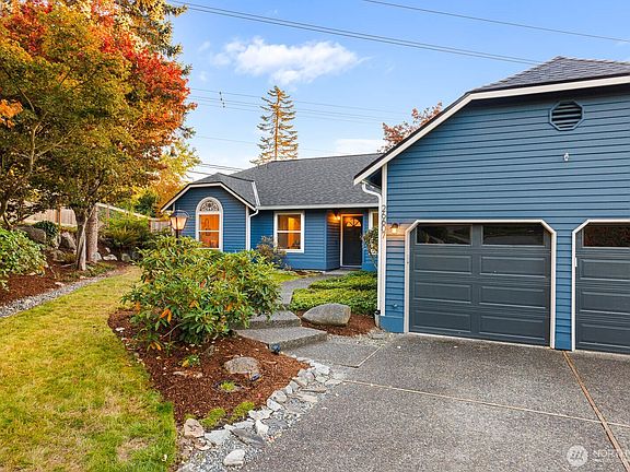 5th image of 26607 NE Comegys Street