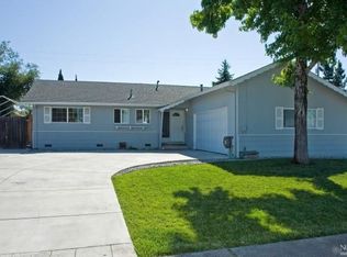1238 Impala Ct, Santa Rosa, CA 95405
