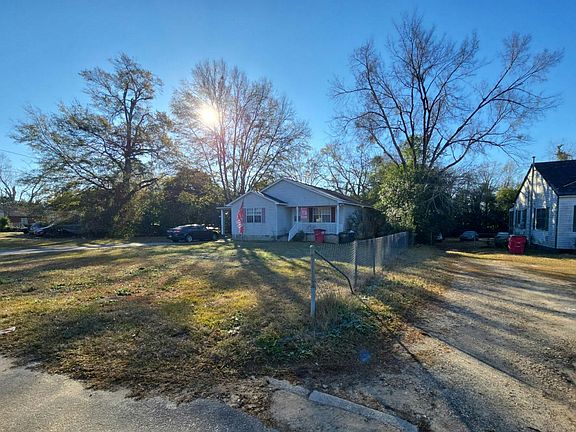 2nd image of 1226 Auburn Dr
