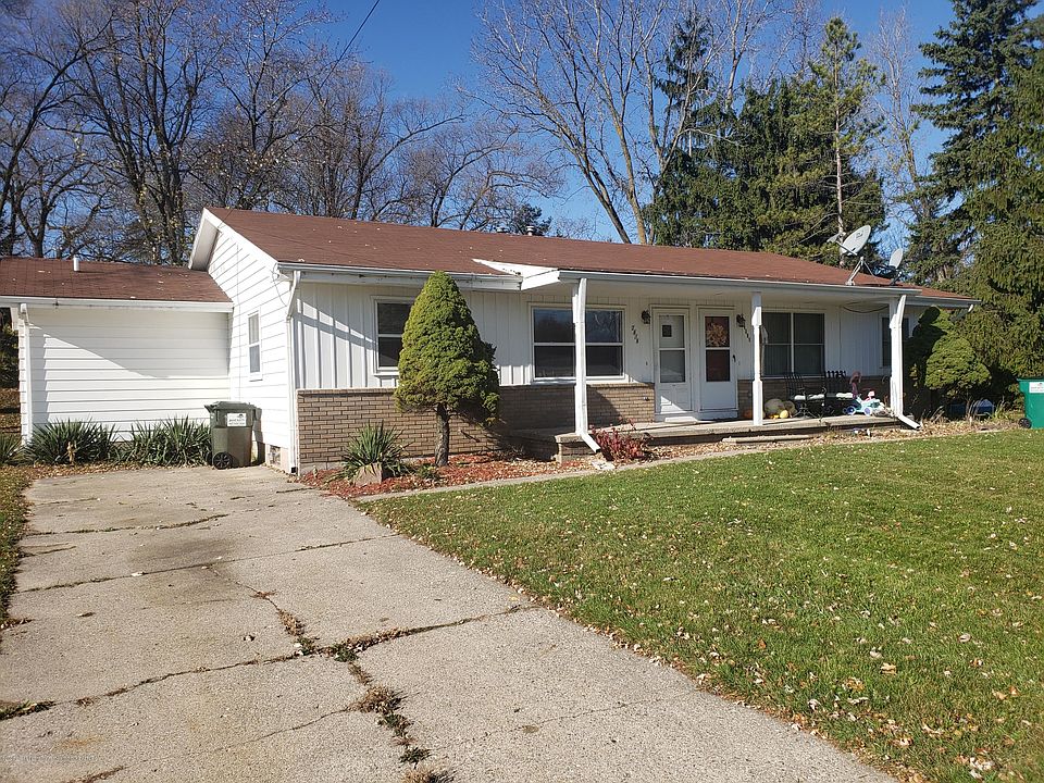 1st image of 2816/2818 Skyway Ln