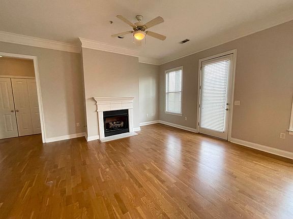 4th image of 680 Harbor Bend Rd APT 206
