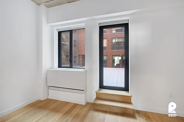 Rented by REZI | media 4