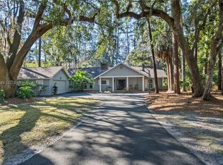 10 Willow Oak Rd, Hilton Head Island, SC 29928