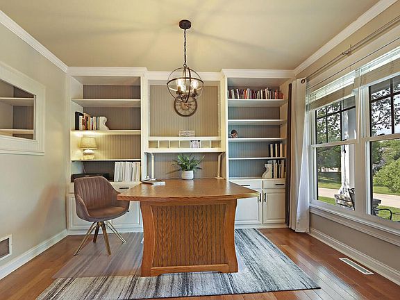 5th image of 827 Eagleton DRIVE #47-29