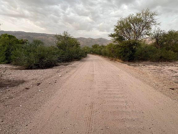 5th image of 18525 E Cactus Hill Rd #10