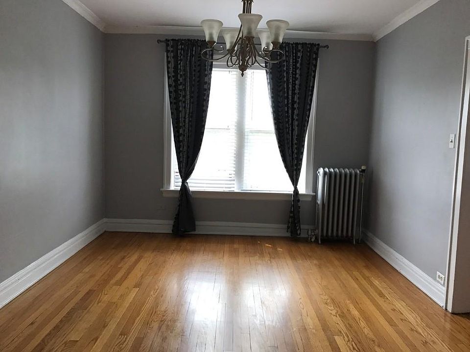 1st image of 1614 W Granville Ave #1