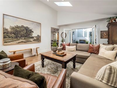 390 Esther St, Costa Mesa, CA, 92627