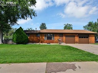 1004 Evergreen Dr, Colorado Springs, CO 80911