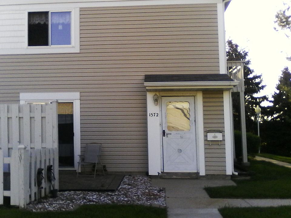 1st image of 1572 Cornell Cir