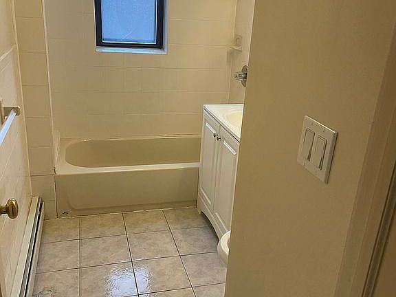 2nd image of 10502 32nd Ave