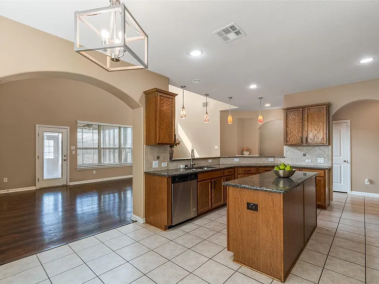 3413 Grail Hollows Rd — Photo 9