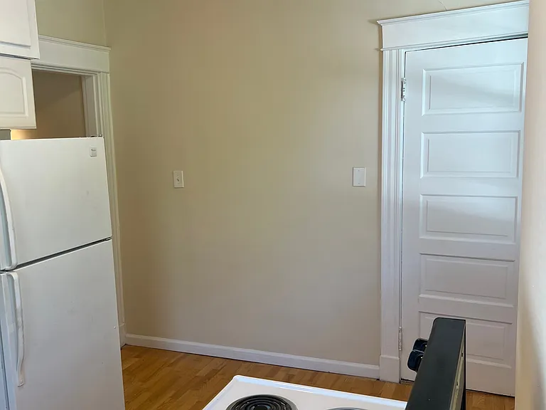 905 Suire Ave #2 — Photo 7