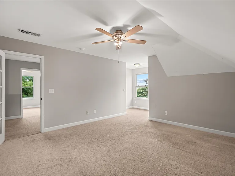 1102 Achiever Cir — Photo 30