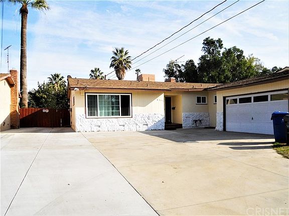 3rd image of 8544 Saloma Ave