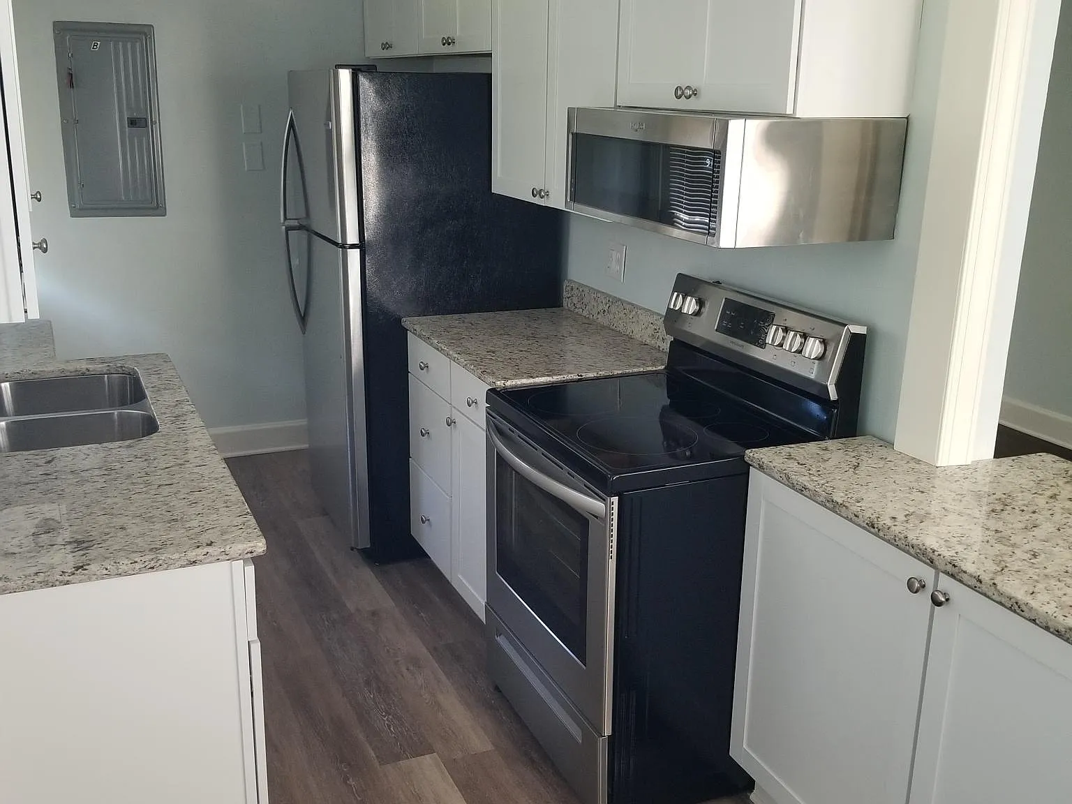 1 bed, 600 sqft, $1,395 — Photo 2