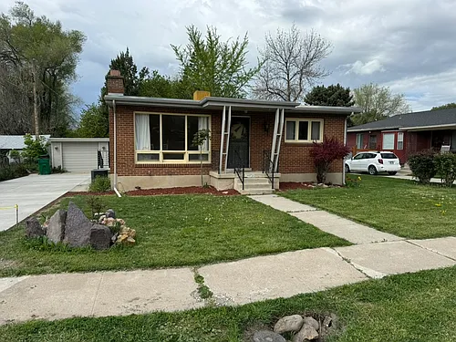 3072 S Lake Cir #1 Photo 1