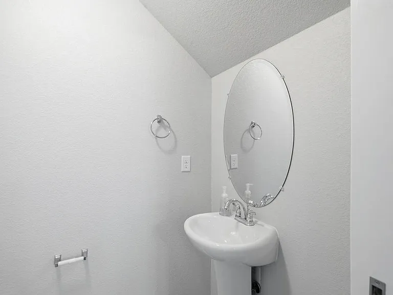 3848 Manhattan Ave #3 — Photo 7