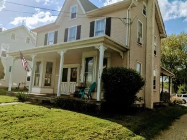 3217 Main St, Morgantown, PA 19543