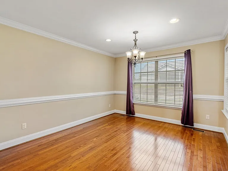 526 Cornucopia Ln — Photo 18