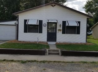 110 Parker Ave, Kendallville, IN 46755