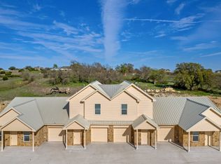 117 Winners Cir UNIT 102, Weatherford, TX 76087