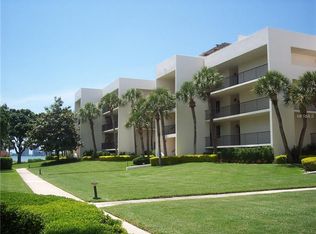 50 Coe Rd APT 113, Belleair, FL 33756