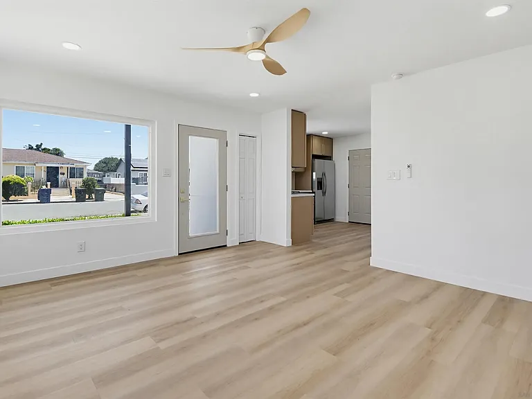 1038 Oaklawn Ave — Photo 8