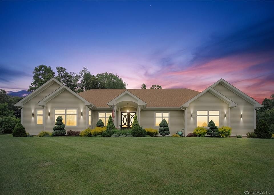 134 Rockwell Rd, Bethel, CT 06801 Zillow