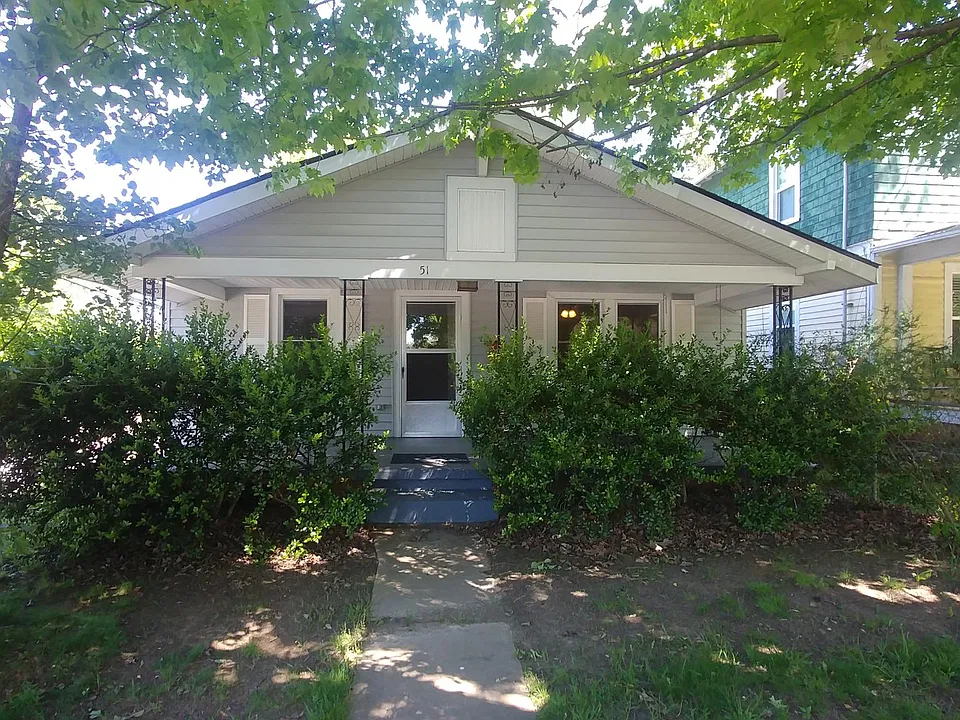 51 Majestic Ave
