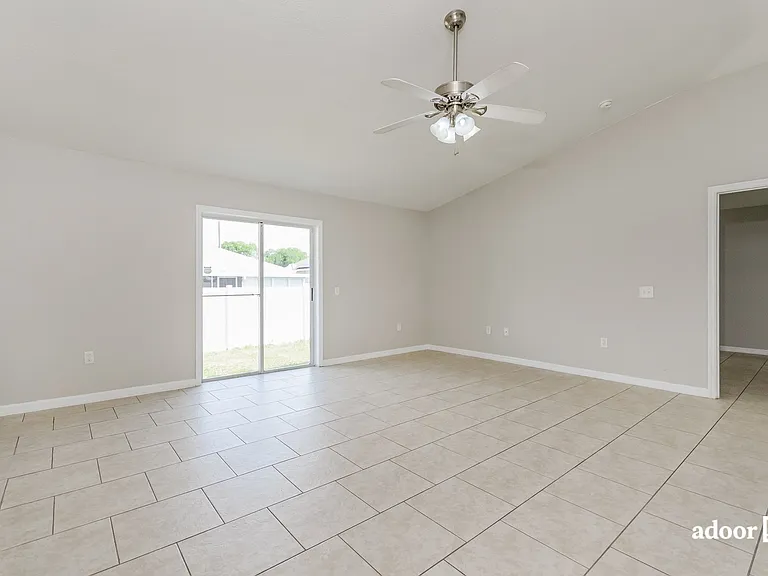 407 Gannet Ct — Photo 7