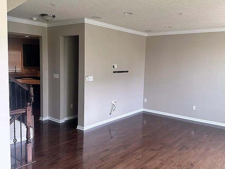 859 Beacon Ln — Photo 7