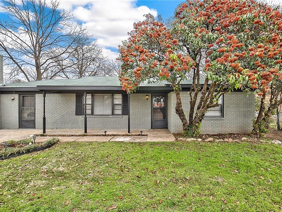 1st image of 3800 Caddo Trl