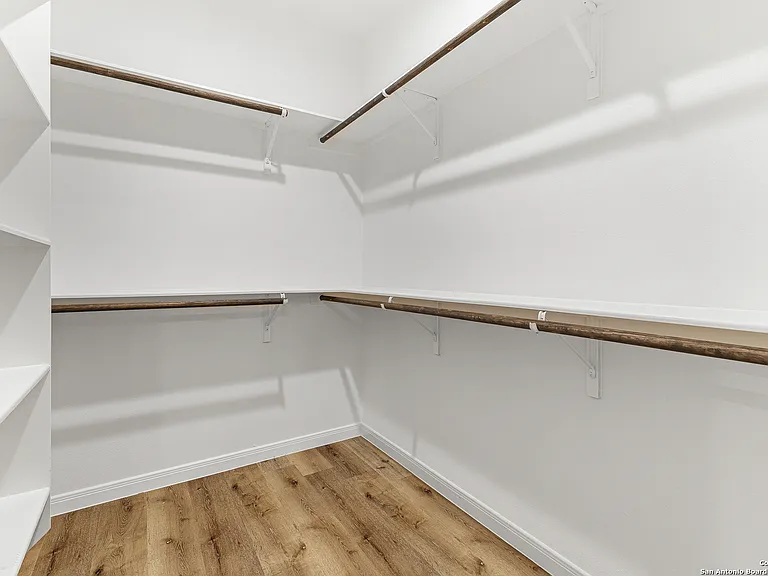 505 Linden Ave — Photo 35