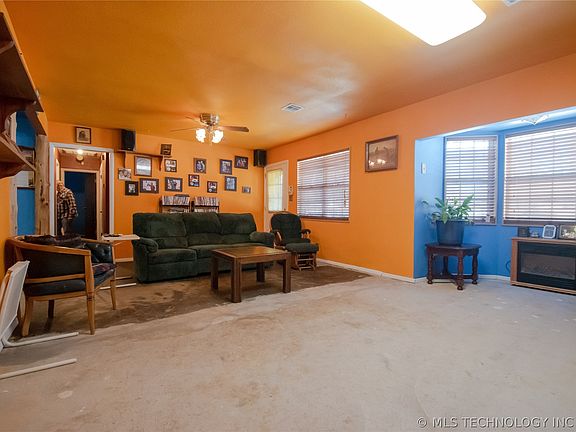 5th image of 27 S 184th East Pl