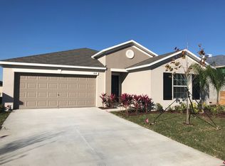 1818 Broad Winged Hawk Dr, Ruskin, FL 33570