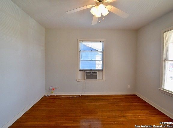 3rd image of 459 Bryn Mawr Dr
