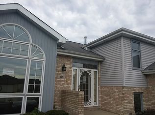 418 Highland Rd, Matteson, IL 60443