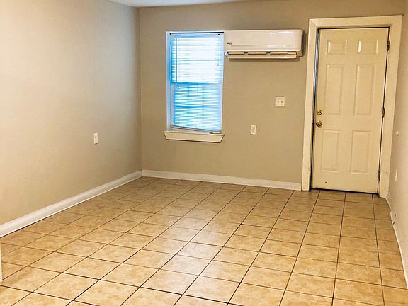 5th image of 1848 Orangeburg St #219197