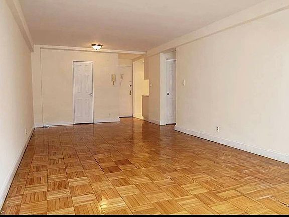 3rd image of 141 E 89th St APT 7D