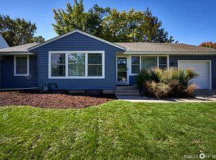 408 Vandalia St, Elgin, IL 60123