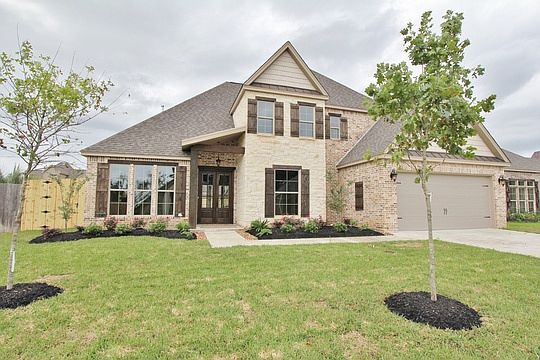 2nd image of 108 King Palms Way