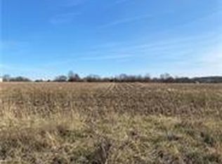 S Evans Rd, Pleasant Hill, MO 64080