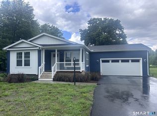 67 Middle Road, Enfield, CT 06082