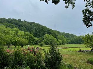 1055 Rabe Coats Rd, Westmoreland, TN 37186