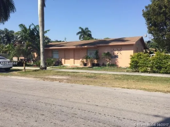 909 SW 1st St, Florida City, FL 33034